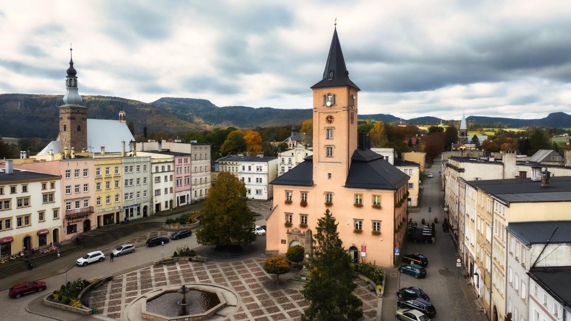 Wataha Pod Basztami - Alfa - Domki Caloroczne Radkow Esterno foto