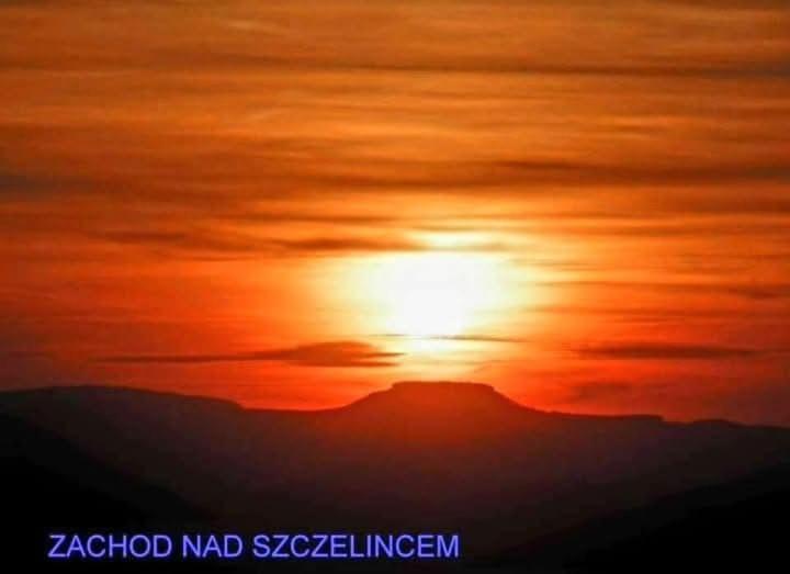 Wataha Pod Basztami - Alfa - Domki Caloroczne Radkow Esterno foto
